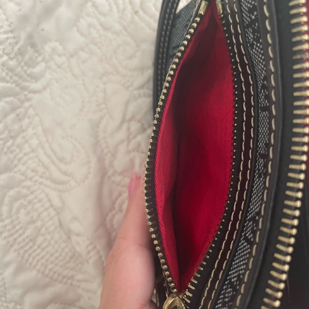Dooney & Bourke Vintage Navy and Black Wristlet - Picture 4 of 4